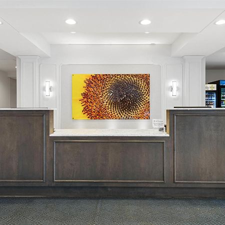 Best Western Plus New Richmond Inn & Suites Bagian luar foto