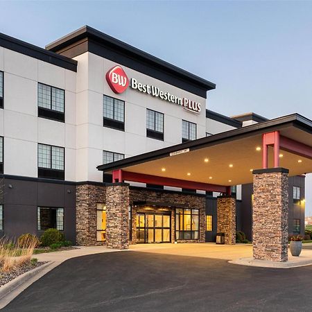 Best Western Plus New Richmond Inn & Suites Bagian luar foto