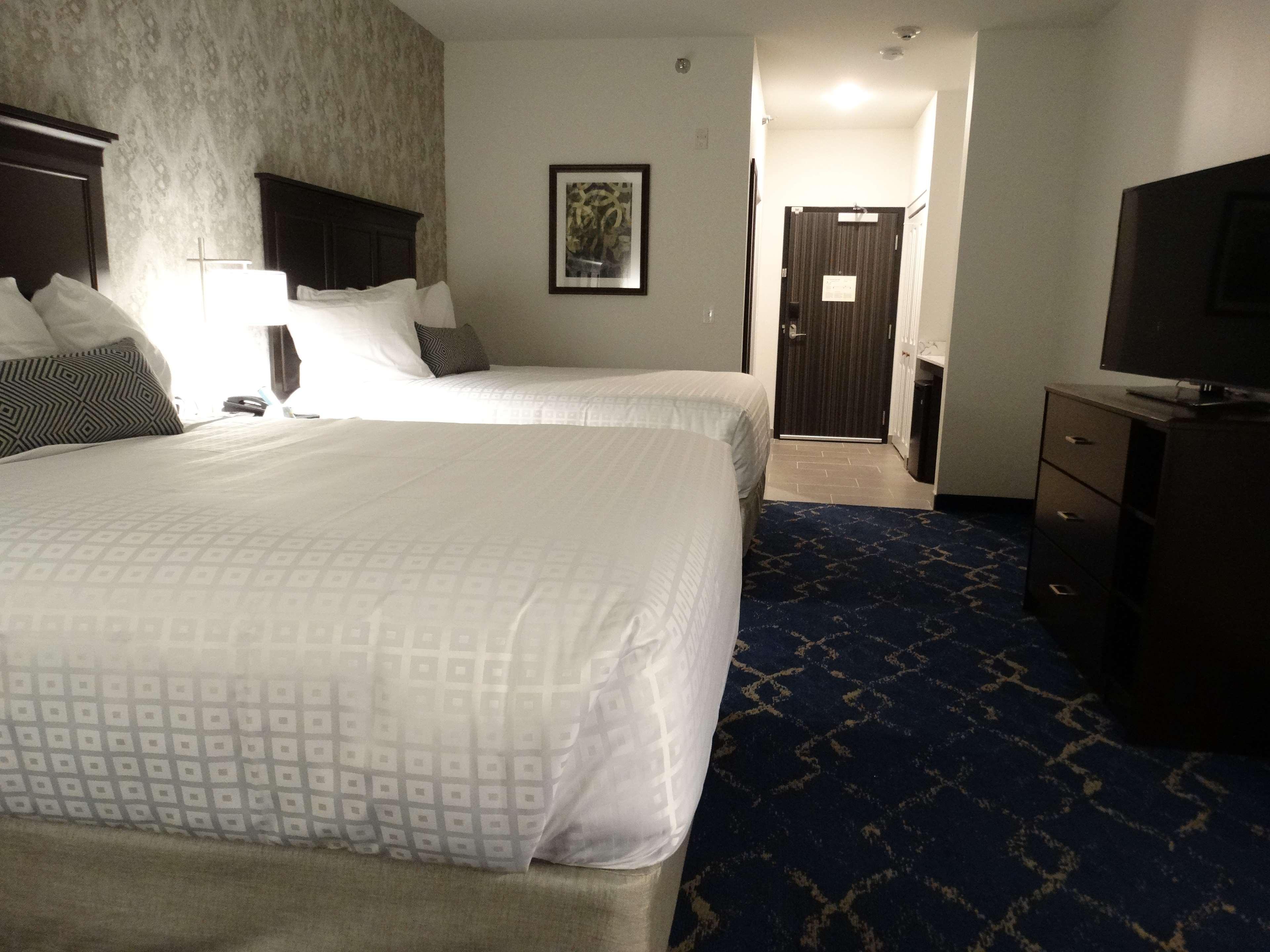 Best Western Plus New Richmond Inn & Suites Bagian luar foto