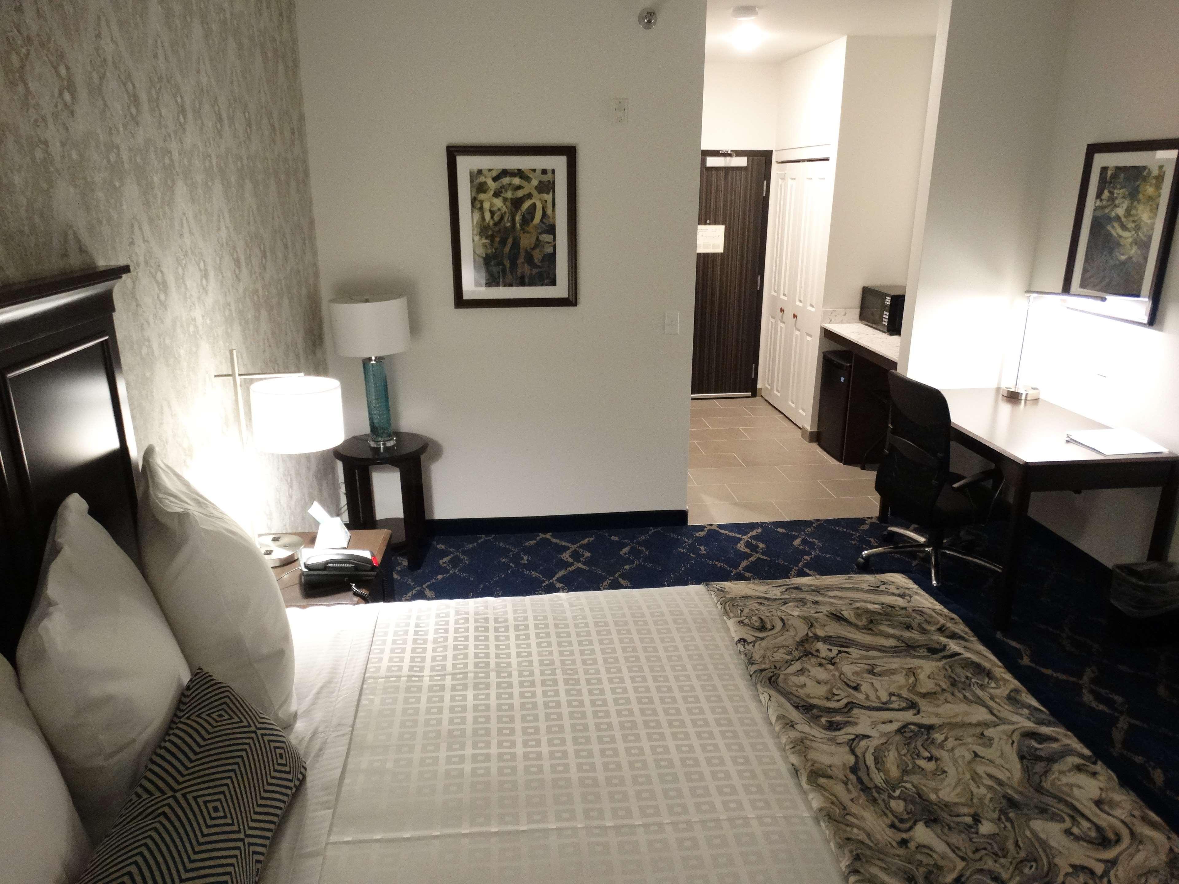 Best Western Plus New Richmond Inn & Suites Bagian luar foto