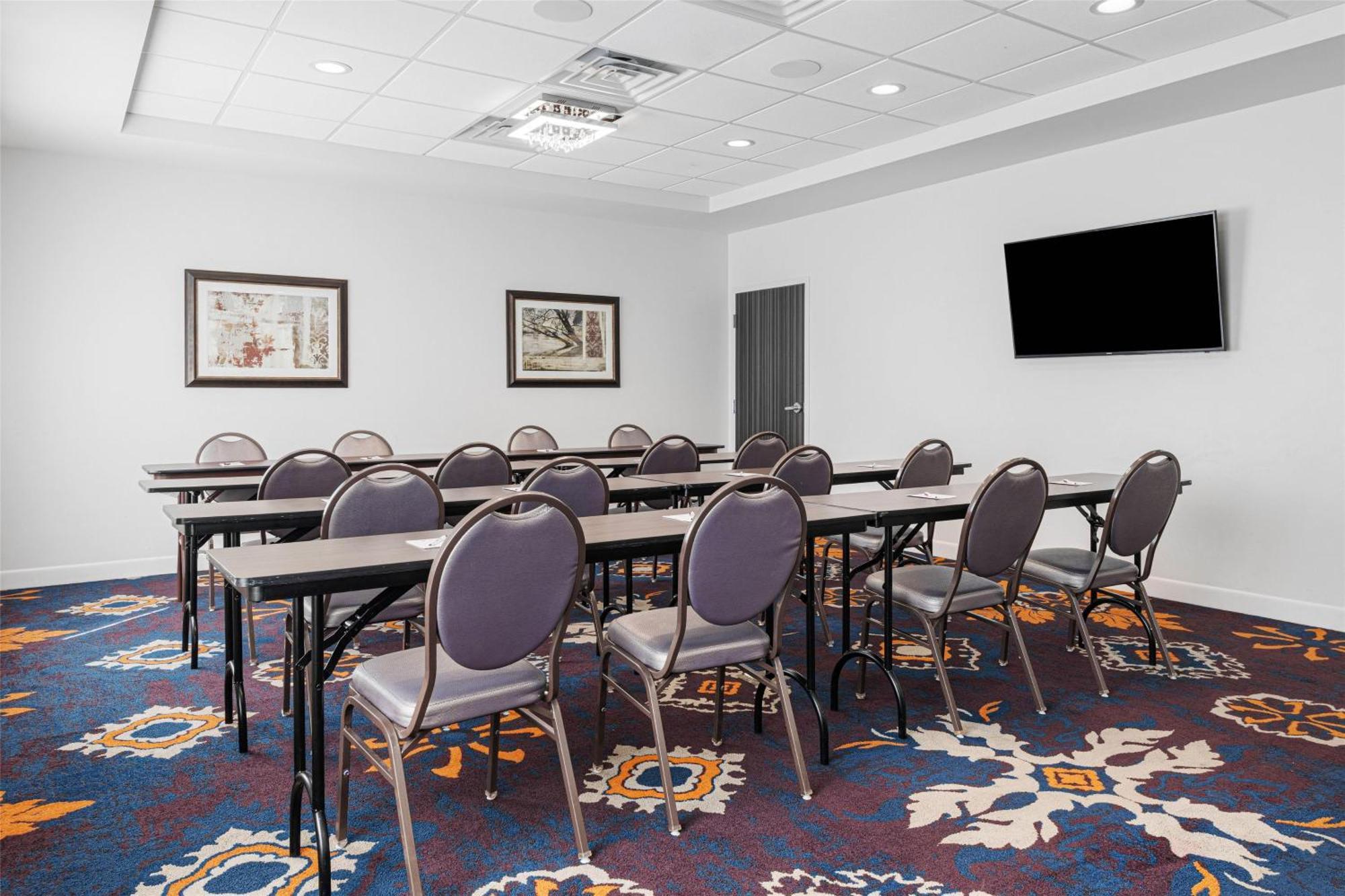 Best Western Plus New Richmond Inn & Suites Bagian luar foto