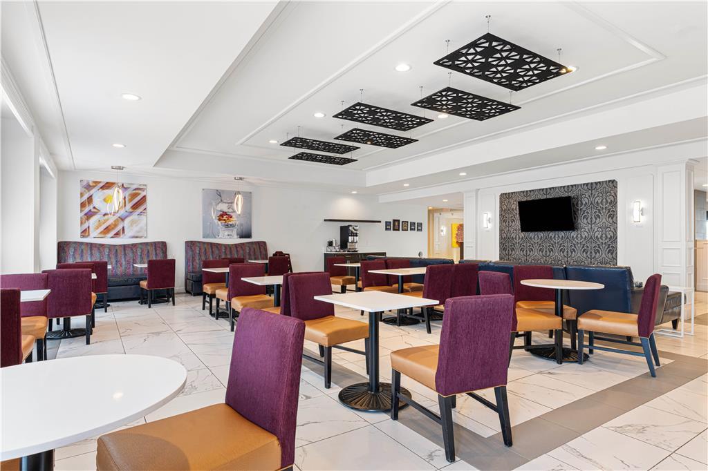 Best Western Plus New Richmond Inn & Suites Restoran foto
